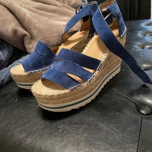 Wedge sandals